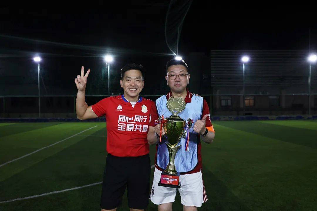 关于比赛胜负拉开序幕，球员表现引起关注的信息